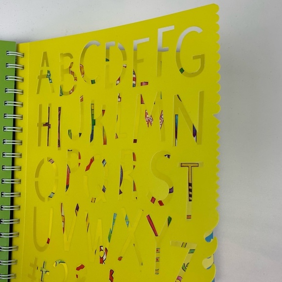 KLUTZ Activity Book  - Lettering in Quirky Styles - Picture 5 of 9